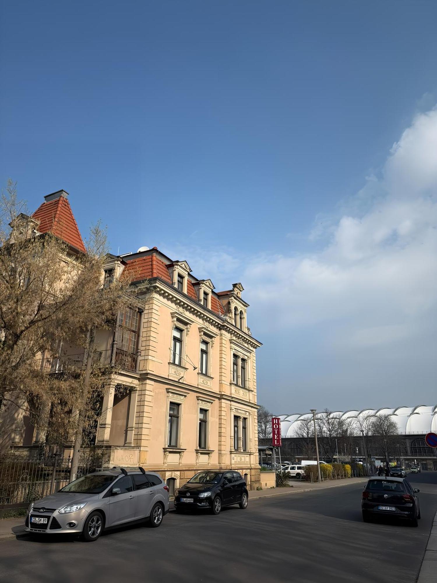 Hotel Villa Kipping Am Hauptbahnhof Dresden Exterior foto